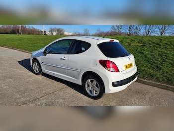 Used Peugeot 207 2012 for sale - 77269516: Photo