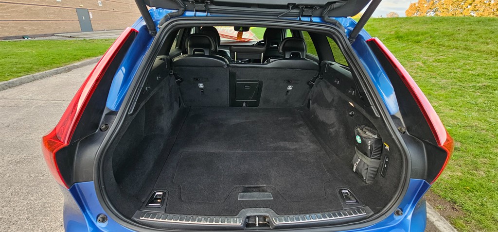 Used Volvo V90 2017 for sale - 76628501: Photo 20