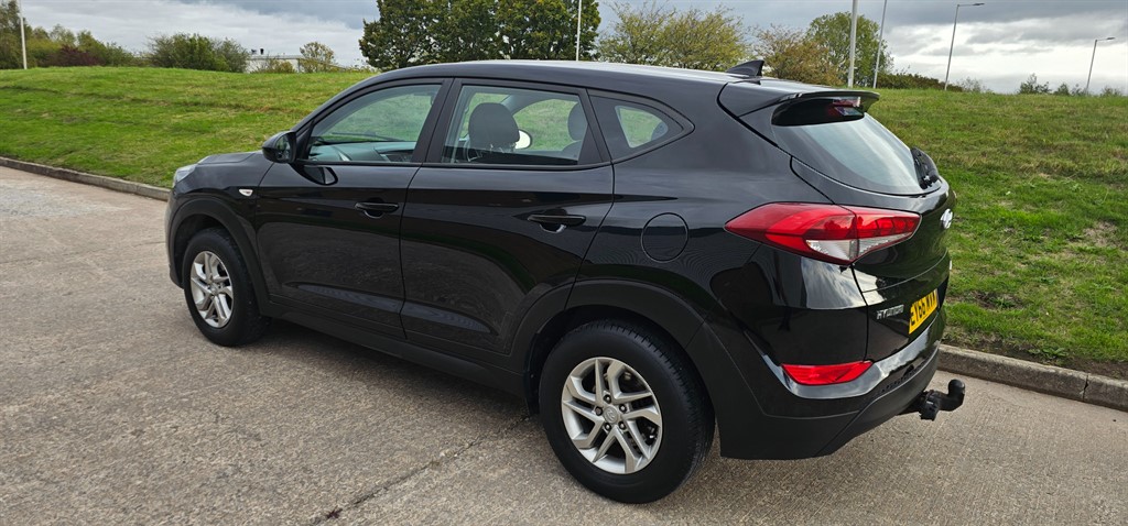 Used Hyundai TUCSON 2016 for sale - 76628489: Photo 2