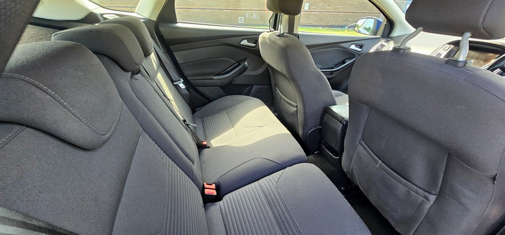 Used Ford Focus 2015 for sale - 76628535: Photo 14