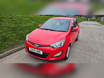 Used Hyundai i20 2014 for sale - 77326555: Photo