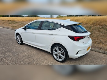 Used Vauxhall Astra 2017 for sale - 79486227: Photo