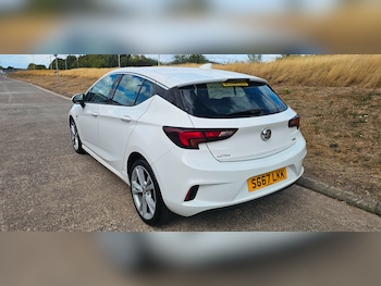 Used Vauxhall Astra 2017 for sale - 79486227: Photo