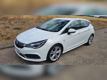 Used Vauxhall Astra 2017 for sale - 79486227: Photo