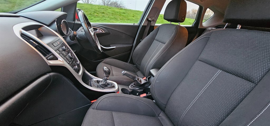 Used Vauxhall Astra 2012 for sale - 77186581: Photo 15