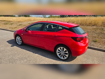 Used Vauxhall Astra 2015 for sale - 79486201: Photo