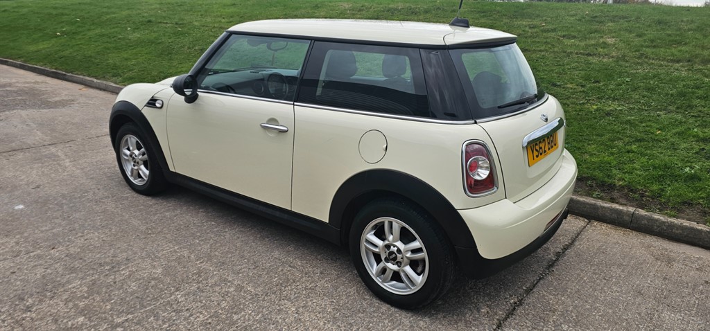 Used MINI Hatch 2012 for sale - 76628579: Photo 2