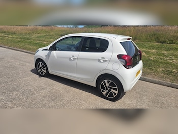 Used Peugeot 108 2015 for sale - 78917977: Photo