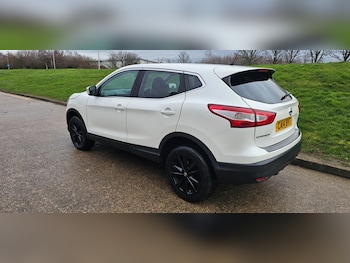 Used Nissan Qashqai 2014 for sale - 77588857: Photo