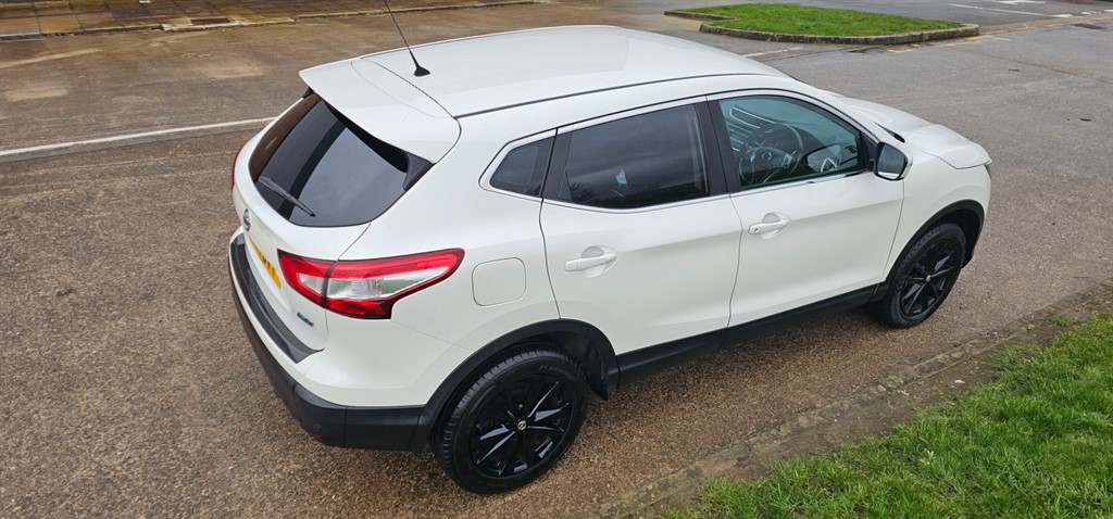 Used Nissan Qashqai 2014 for sale - 77588857: Photo 9