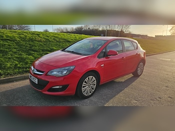 Used Vauxhall Astra 2013 for sale - 76999791: Photo