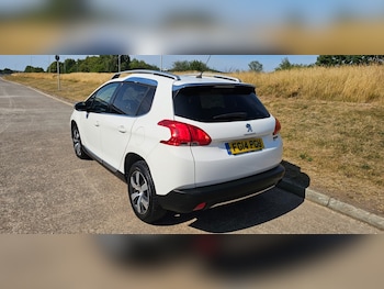 Used Peugeot 2008 2014 for sale - 79160330: Photo