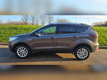 Used Ford Kuga 2015 for sale - 77151718: Photo