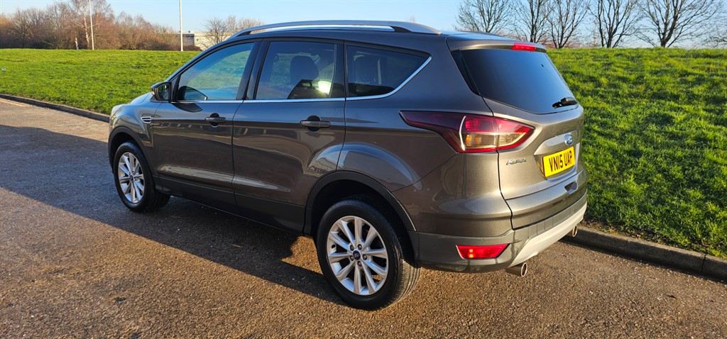 Used Ford Kuga 2015 for sale - 77151718: Photo 2