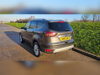 Used Ford Kuga 2015 for sale - 77151718: Photo