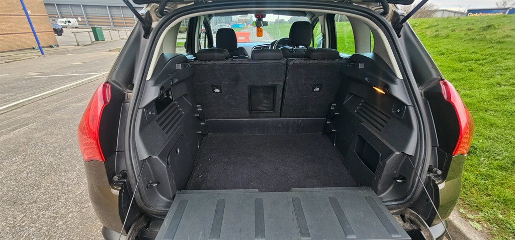 Used Peugeot 3008 2011 for sale - 76628565: Photo 13