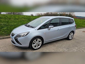 Used Vauxhall Zafira Tourer 2015 for sale - 77504657: Photo