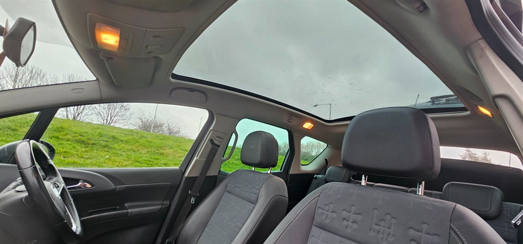 Used Vauxhall Meriva 2010 for sale - 77300768: Photo 12