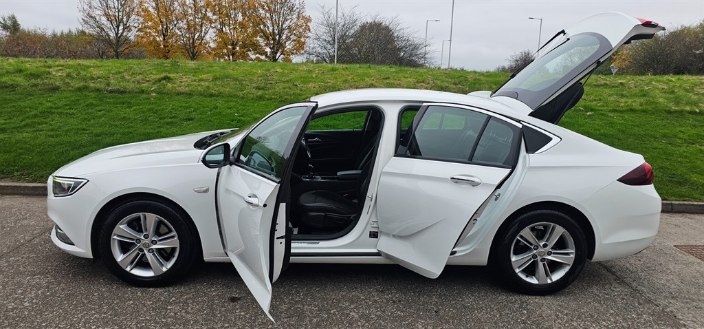 Used Vauxhall Insignia 2017 for sale - 77079304: Photo 13