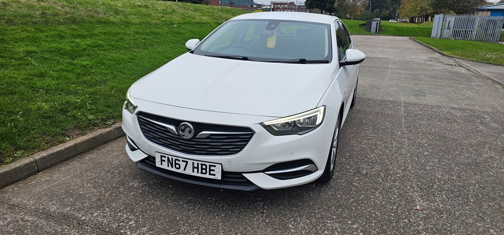 Used Vauxhall Insignia 2017 for sale - 77079304: Photo 3