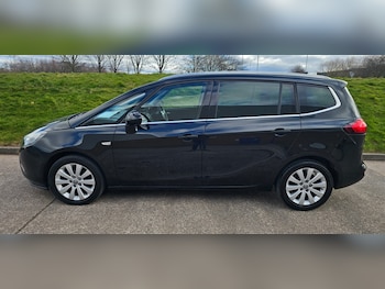 2015 - 1.8i Tech Line 5dr