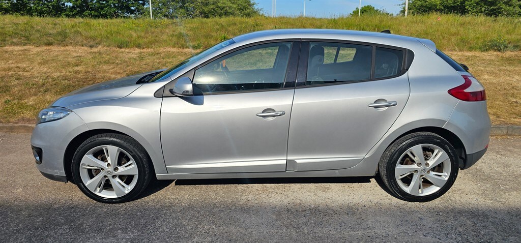 Used Renault Megane 2013 for sale - 76628478: Photo 1