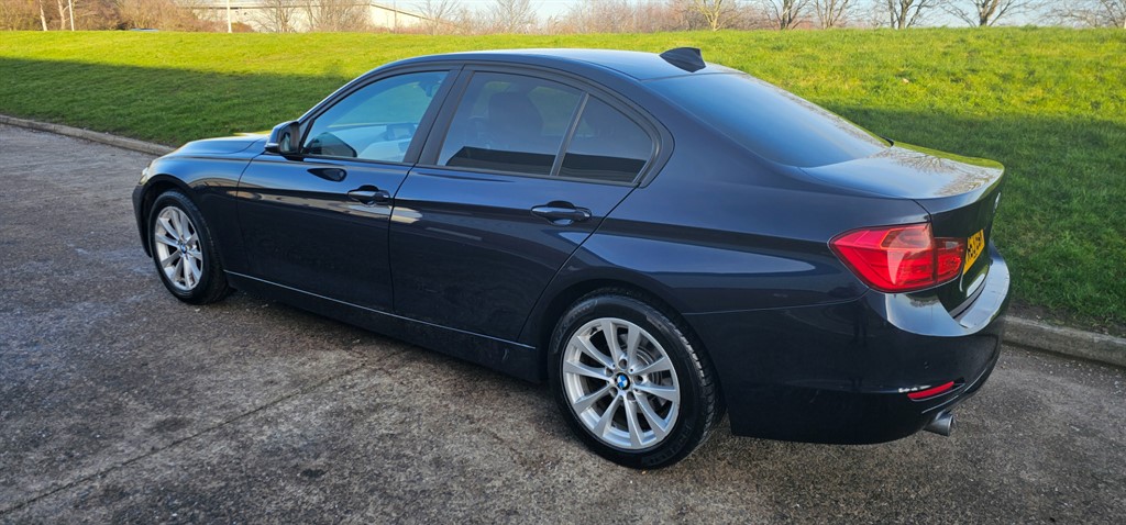 Used BMW 3 Series 2013 for sale - 77116333: Photo 2