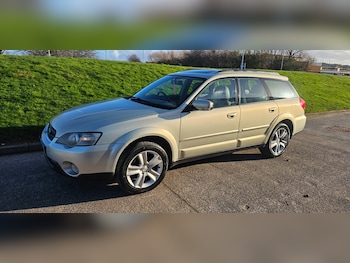 Used Subaru Outback 2005 for sale - 76984382: Photo