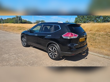 Used Nissan X-Trail 2015 for sale - 79344237: Photo