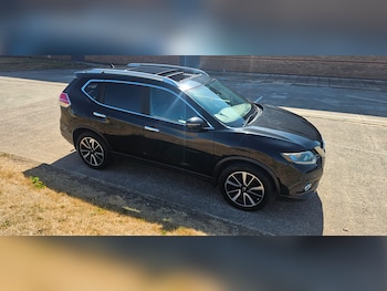 Used Nissan X-Trail 2015 for sale - 79344237: Photo