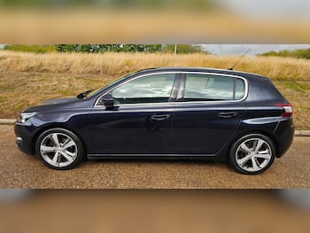 Used Peugeot 308 2016 for sale - 79567398: Photo