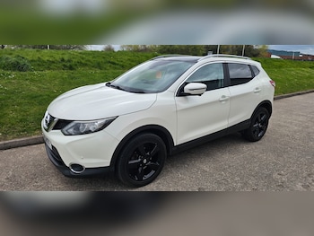 Used Nissan Qashqai 2015 for sale - 78239849: Photo