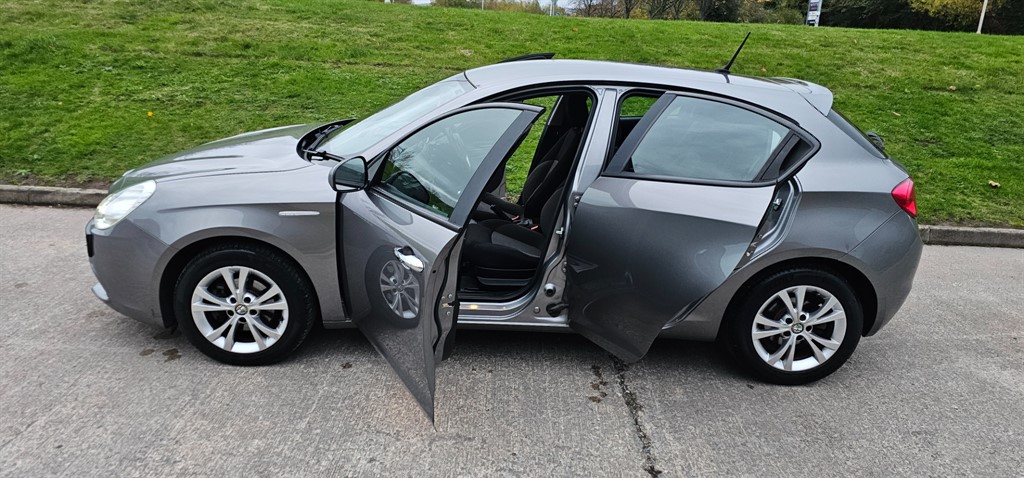 Used Alfa Romeo Giulietta 2015 for sale - 76628595: Photo 10