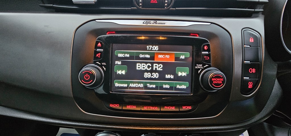 Used Alfa Romeo Giulietta 2015 for sale - 76628595: Photo 18