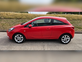 Vauxhall - Corsa