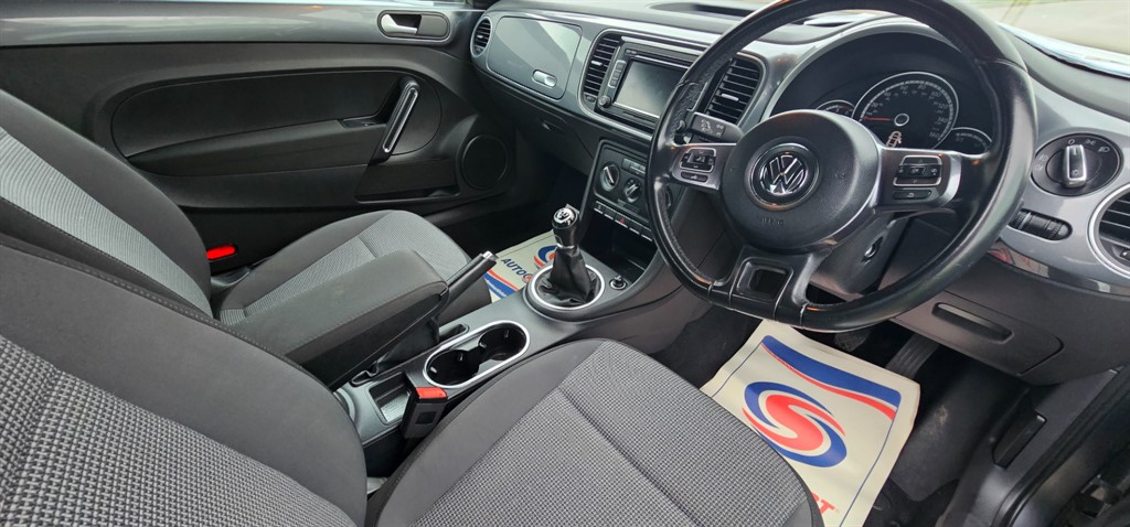 Used Volkswagen Beetle 2015 for sale - 76966990: Photo 17