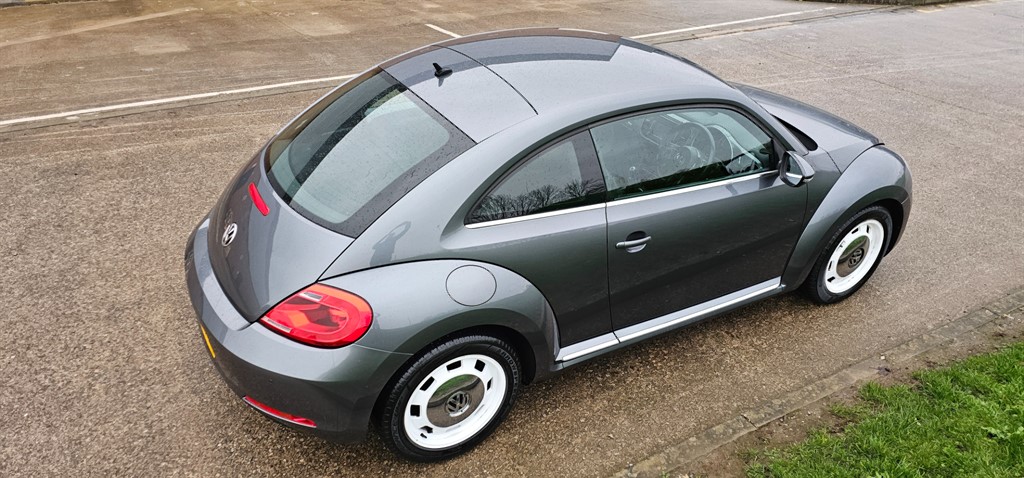 Used Volkswagen Beetle 2015 for sale - 76966990: Photo 9