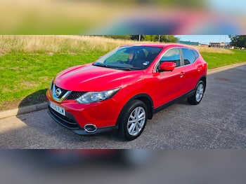 Used Nissan Qashqai 2016 for sale - 79700637: Photo