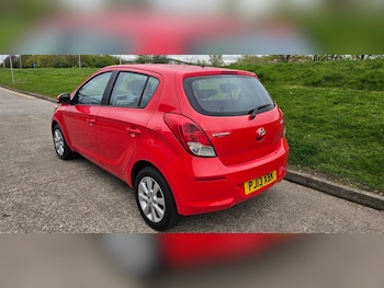 Used Hyundai i20 2013 for sale - 78089122: Photo