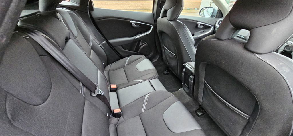 Used Volvo V40 2016 for sale - 76966998: Photo 21