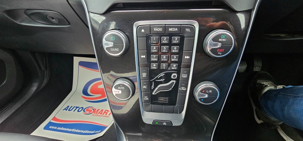 Used Volvo V40 2016 for sale - 76966998: Photo 25