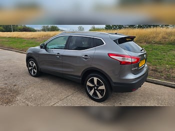 Used Nissan Qashqai 2015 for sale - 79629729: Photo