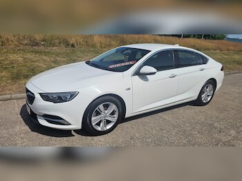 Used Vauxhall Insignia 2017 for sale - 79008116: Photo