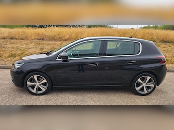 Used Peugeot 308 2018 for sale - 79254868: Photo