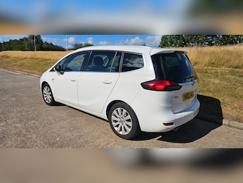 Used Vauxhall Zafira Tourer 2013 for sale - 79064374: Photo