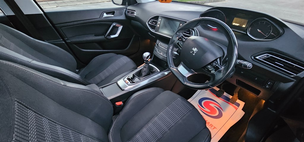 Used Peugeot 308 2018 for sale - 76628590: Photo 19