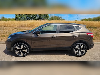 Used Nissan Qashqai 2015 for sale - 79427742: Photo