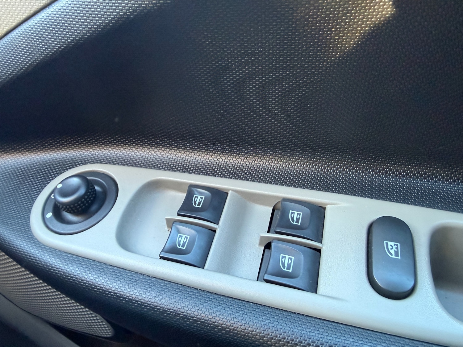 Used Renault Zoe 2015 for sale - 76638716: Photo 15