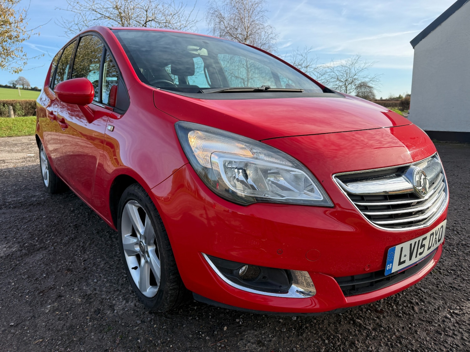 Used Vauxhall Meriva 2015 for sale - 76710448: Photo 2