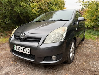 Toyota - Verso